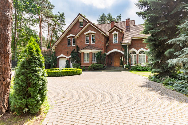 Best Commercial Driveway Pavers  in Edinburg, VA